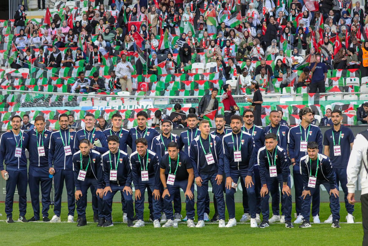 konyaspor's tweet photo. Evinize hoş geldiniz.

🇹🇷𝗔𝗬𝗡𝗜 𝗧𝗔𝗥𝗔𝗙𝗧𝗔𝗥𝗜𝗭. 𝗔𝗬𝗡𝗜 𝗧𝗔𝗥𝗔𝗙𝗧𝗔𝗬𝗜𝗭.🇵🇸 https://t.co/0IjZfMMZIP