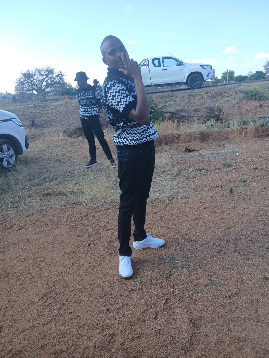 Disoloanetebogo's tweet photo. Wedding vibes https://t.co/NT9e2fsHGk