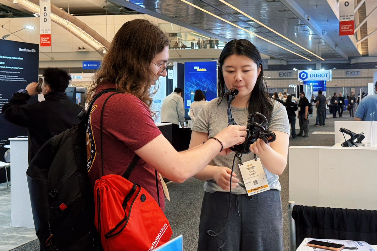 PsibotMarket's tweet photo. We’re thrilled to see so much enthusiasm for our exoskeleton glove at the #IROS exhibition! 🤖
Huge thanks to everyone who stopped by our booth and showed great interest in our tech.
#EmbodiedAI #Robotics #PsiBot https://t.co/l9qWvZXErZ