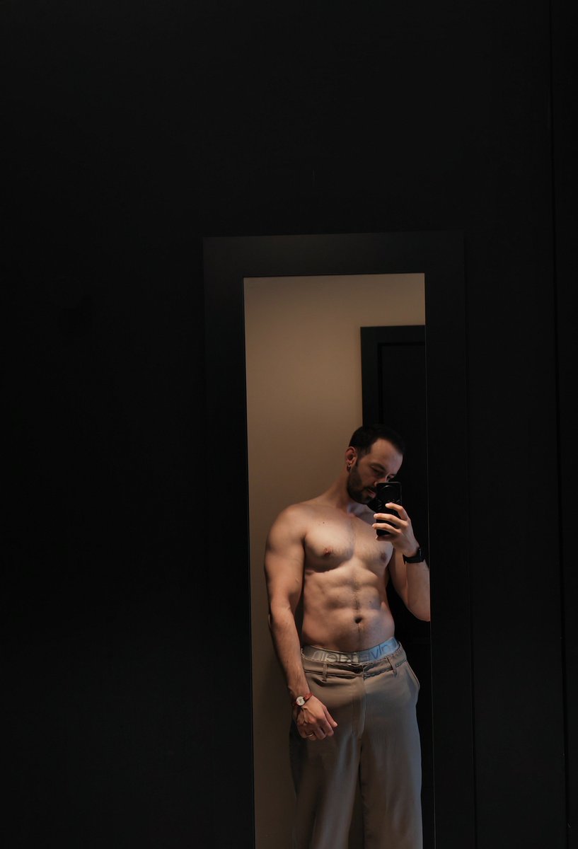 FitYdurr's tweet photo. Last summer 👀
#muscle #musclegrowth #workout #french #bigger https://t.co/ZhL0IiXC3v