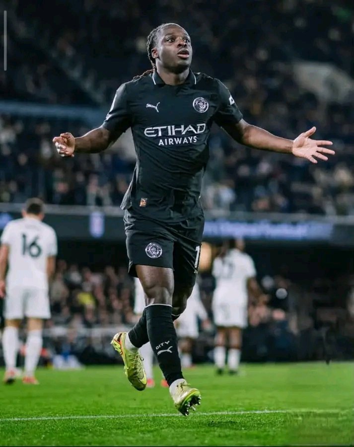 UtdBlakee's tweet photo. 🚨 Jeremy Doku  on Manchester City’s ongoing saga:

🗣️“I’m ready to follow this club wherever we go. My loyalty to Manchester City remains stronger than ever.

I’m not walking away just because things have become difficult. I joined this club because I believe in the people here and the project.

Whatever happens next, I’ll stand with my teammates and fight for the badge. We have been through difficult moments before, and we’ll face this one together.

I’m not playing football because everything is perfect. I’m here because I love this club and I want to compete at the highest level.

Manchester City will always have my respect, and I’m ready for whatever comes next.”