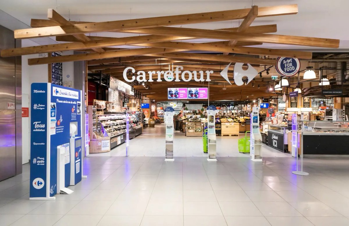 SOSOrdinet's tweet photo. “Aucune donnée bancaire ni mot de passe n'a été compromis” : ex-filtration de données personnelles confirmée par #Carrefour ! https://t.co/HTi3K9gspE #securite #data #vieprivee #Internet https://t.co/jzhJ3vatqd