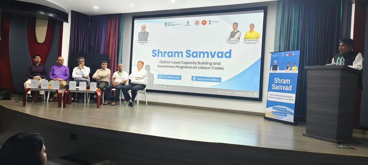LabourMinistry's tweet photo. Carrying forward the spirit of “Samvad se Samadhan”, a capacity building and awareness workshop on Labour Codes was organised in Bhilwara in collaboration with the Department of Labour, Rajasthan, with participation from senior Ministry officials and key stakeholders. https://t.co/tB85qAKgfa