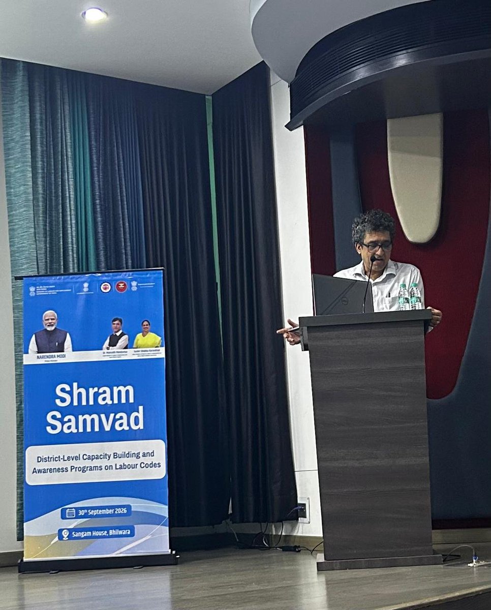 LabourMinistry's tweet photo. Carrying forward the spirit of “Samvad se Samadhan”, a capacity building and awareness workshop on Labour Codes was organised in Bhilwara in collaboration with the Department of Labour, Rajasthan, with participation from senior Ministry officials and key stakeholders. https://t.co/tB85qAKgfa