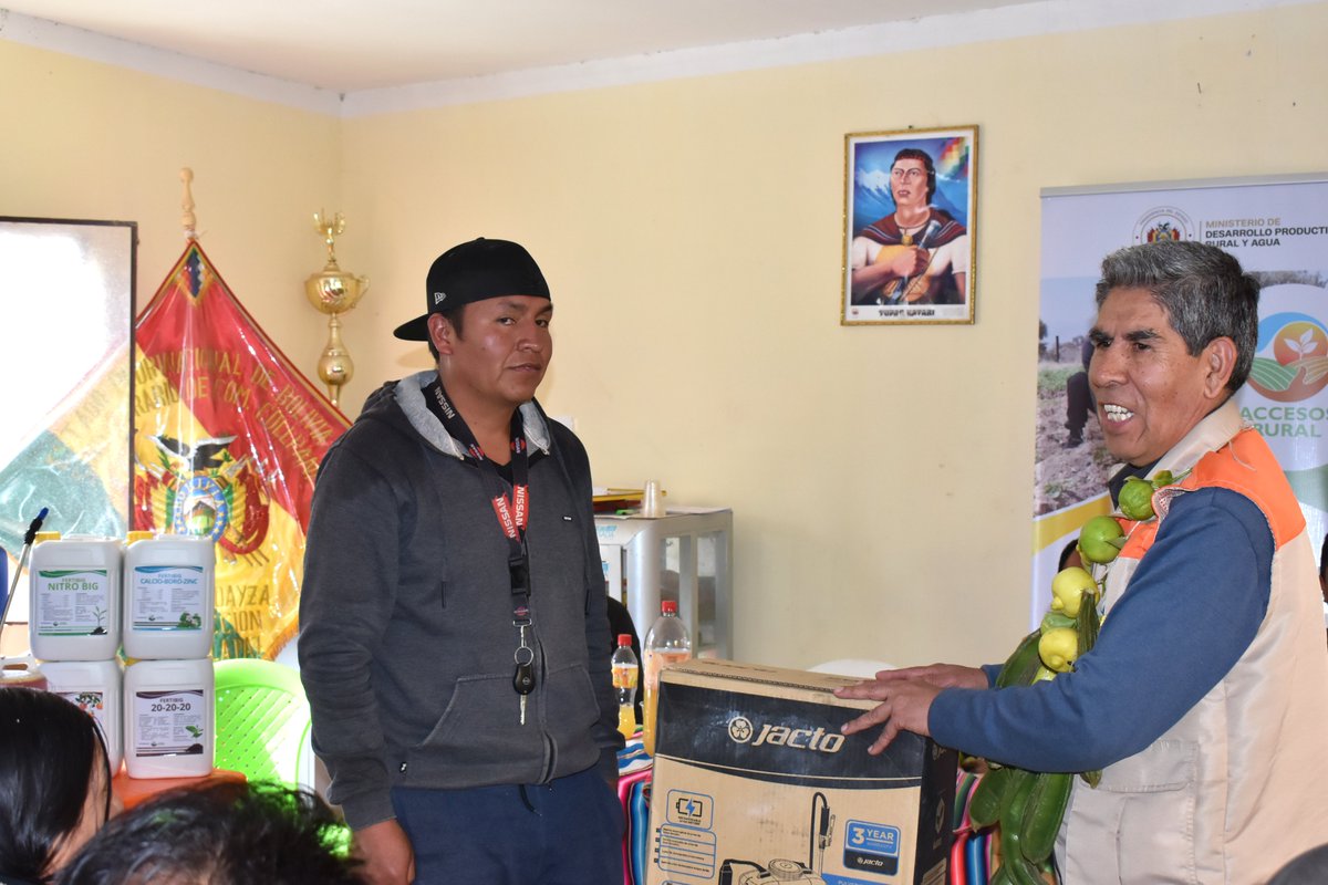 UE_APROCAM's tweet photo. 𝐌𝐢𝐧𝐢𝐬𝐭𝐞𝐫𝐢𝐨 𝐝𝐞 𝐏𝐫𝐨𝐝𝐮𝐜𝐜𝐢𝐨́𝐧 𝐒𝐨𝐬𝐭𝐞𝐧𝐢𝐛𝐥𝐞 𝐟𝐨𝐫𝐭𝐚𝐥𝐞𝐜𝐞 𝐥𝐚 𝐩𝐫𝐨𝐝𝐮𝐜𝐜𝐢𝐨́𝐧 𝐝𝐞 𝐝𝐮𝐫𝐚𝐳𝐧𝐨 𝐞𝐧 𝐋𝐮𝐫𝐢𝐛𝐚𝐲
Leer la nota:  👇https://t.co/5e9yBJeSwF https://t.co/Od8Gzyklp5