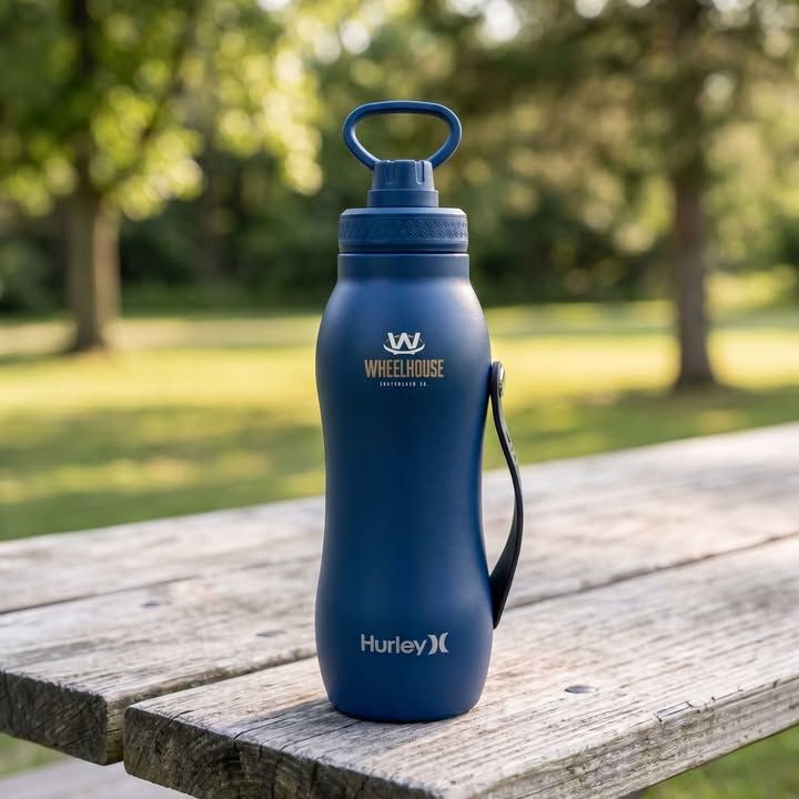 apsinc_stl's tweet photo. Our team brings unique perspectives in the promotional product industry, creating opportunities for companies to stand out from the competition. https://t.co/eNG1Eaq9Uh #PoloShirts #WaterBottles #Plaques #Backpacks https://t.co/7aBgfcaPGr