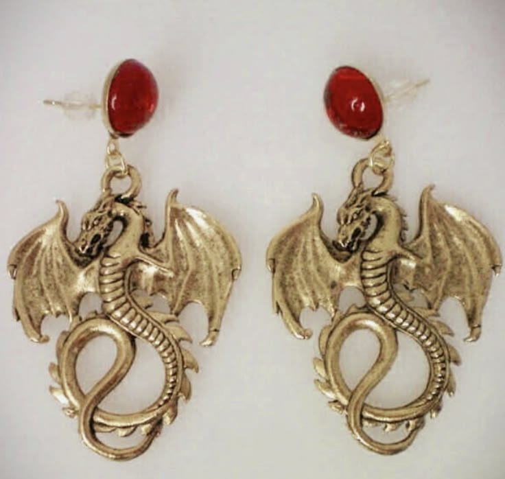 rhaenyravault's tweet photo. Syrax motifs for Rhaenyra ✶ https://t.co/r2CbQDbgkH