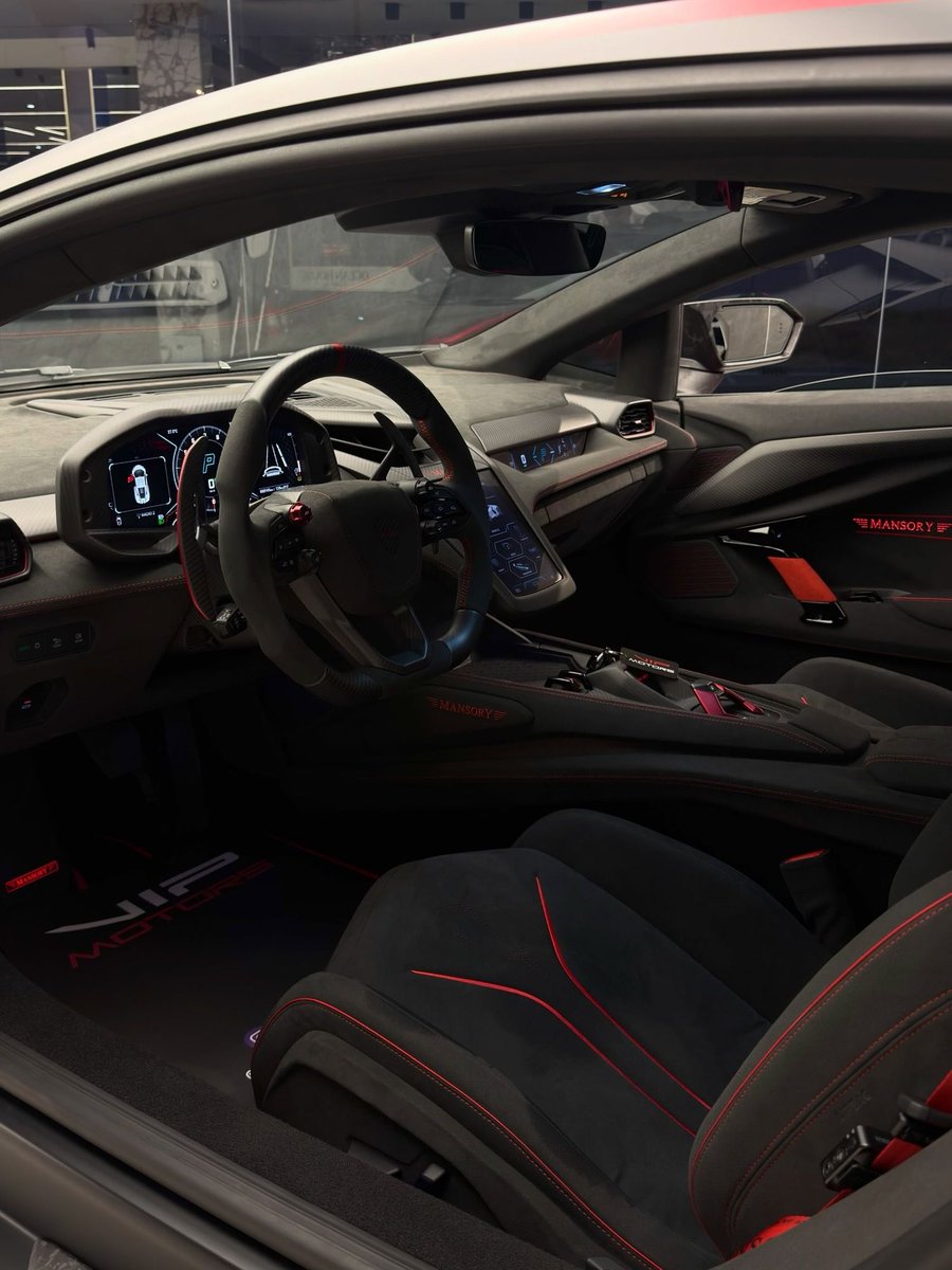 TheAutoHub's tweet photo. Lamborghini Revuelto https://t.co/avKlucguQj