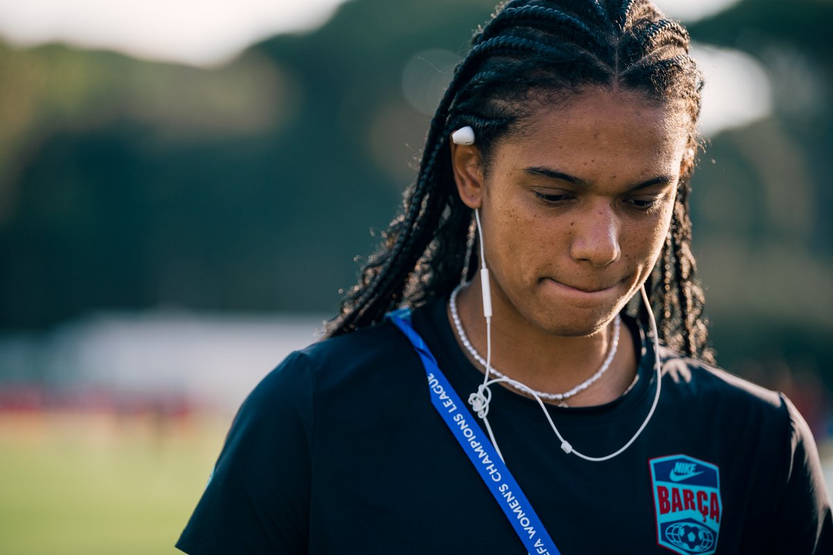 FCBfemeni's tweet photo. A guanyar https://t.co/ZMXhOIwPmb