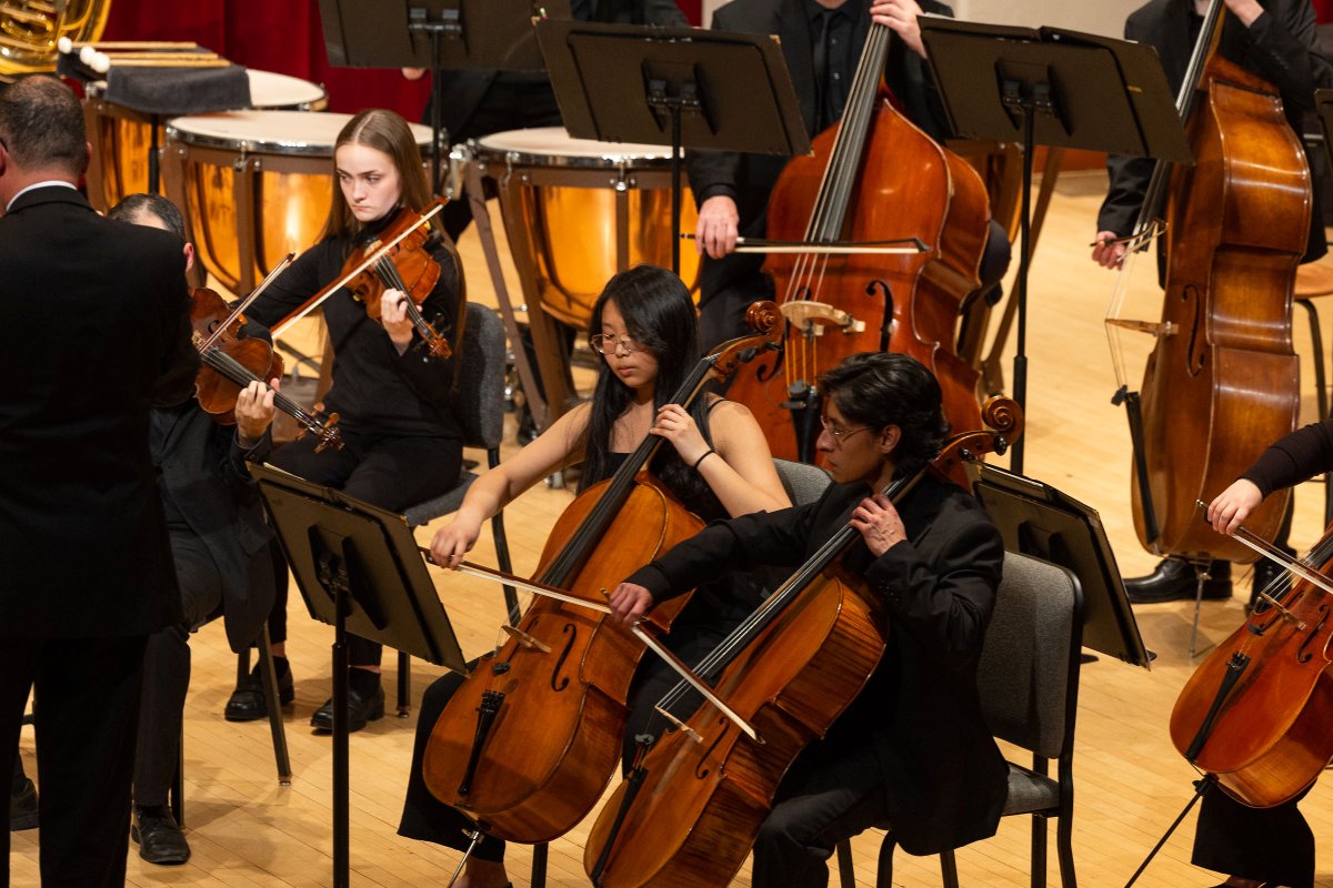 WesternILUniv's tweet photo. The WIU School of Music will perform for the first time in the new Goldfarb Center for Performing Arts during Homecoming weekend at the School of Music Celebration Concert on Friday, Oct. 23, at 7:30 p.m.

🔗 Read more: https://t.co/CJX2aaMSzE https://t.co/PT3HylDU1B
