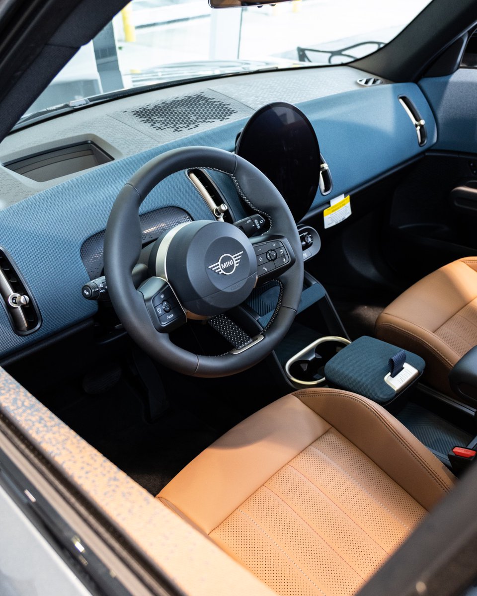 CenturyMini's tweet photo. Proof that the inside can have just as much personality as the outside. 👀 Meet your new favorite place to sit at Century MINI.

https://t.co/AhGUI8s2y3 https://t.co/Q3BdQ6kDS0