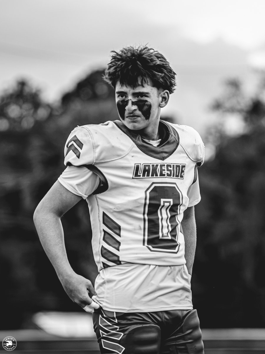 CalebMesser2031's tweet photo. A few shots from the Lakeside 36–12 W over Green Cove. 🐊💙🧡

#MiddleSchoolFootball #FootballPhotography https://t.co/bNE0rzKn1W