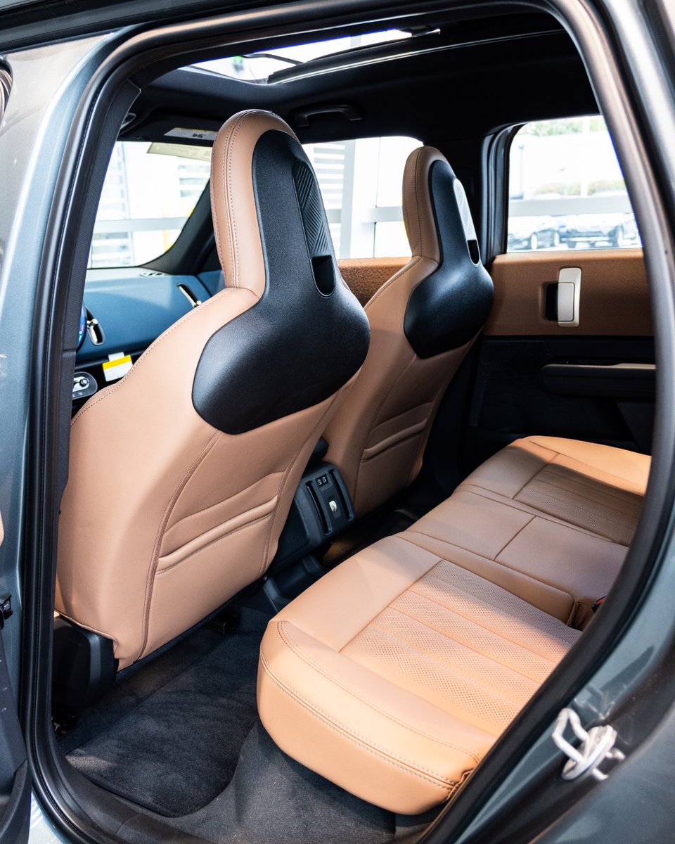 CenturyMini's tweet photo. Proof that the inside can have just as much personality as the outside. 👀 Meet your new favorite place to sit at Century MINI.

https://t.co/AhGUI8s2y3 https://t.co/Q3BdQ6kDS0