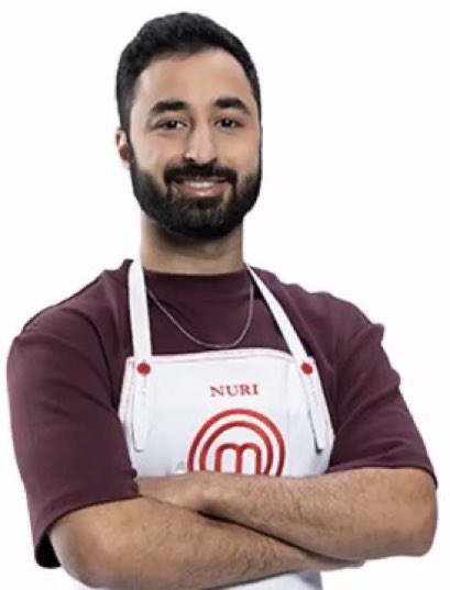 feathugo's tweet photo. Off: acho ele mais bonito que o Everaldo #MasterCheBr https://t.co/OuCdS30BY1