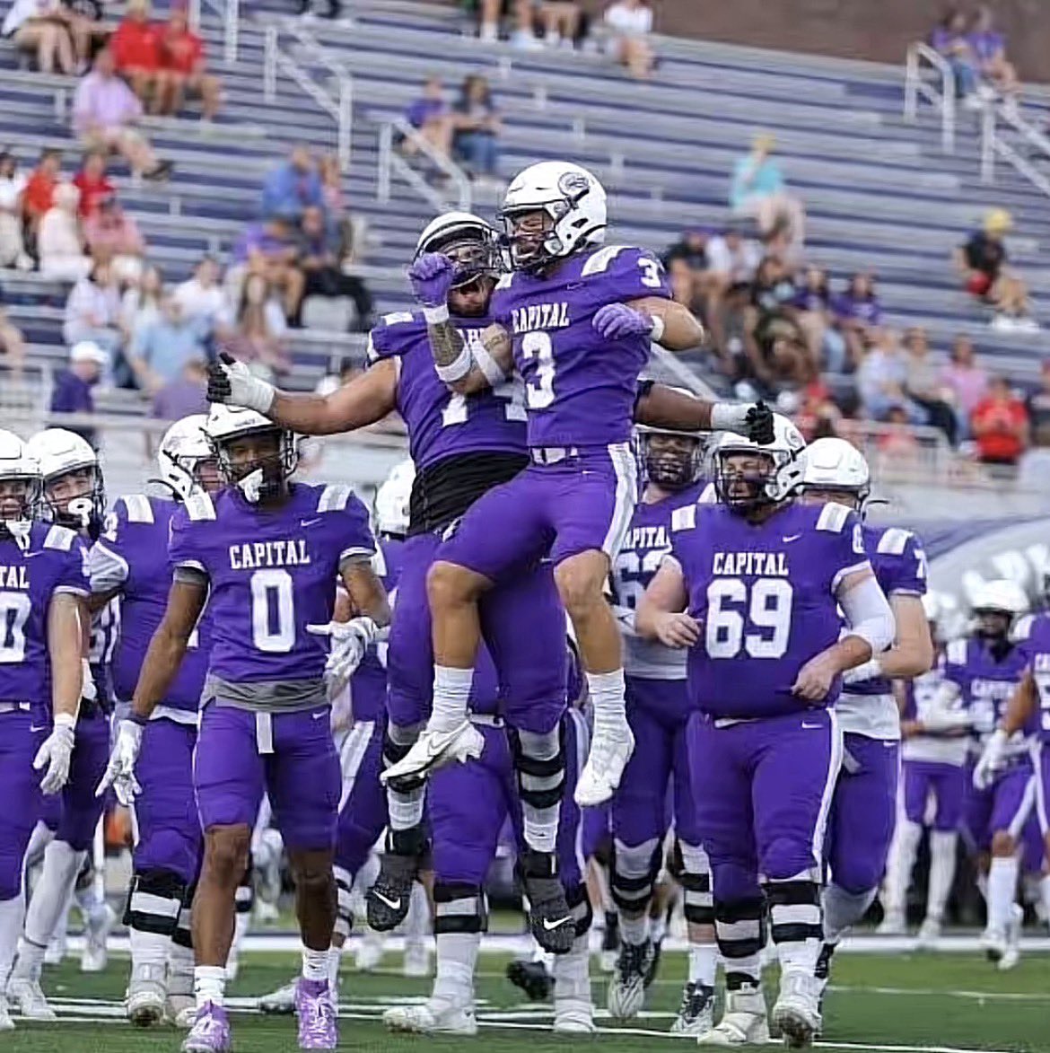 OSommons1's tweet photo. Extremely blessed to receive a offer from Capital University! (via @Coachcalexander) https://t.co/msic5JZAj3