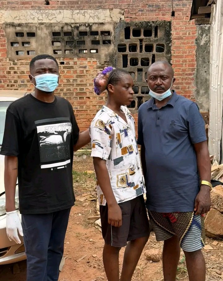Kingsurchman101's tweet photo. The surgery was successfully done at ESUT Teaching Hospital, Parklane, Enugu. Thank you all so much for your support. ❤️

Anywhere you see a doctor, give them a hug. They are one of the best things that ever happened to humanity. ❤️

Before            Vs.              After https://t.co/KbqpLbiIy6