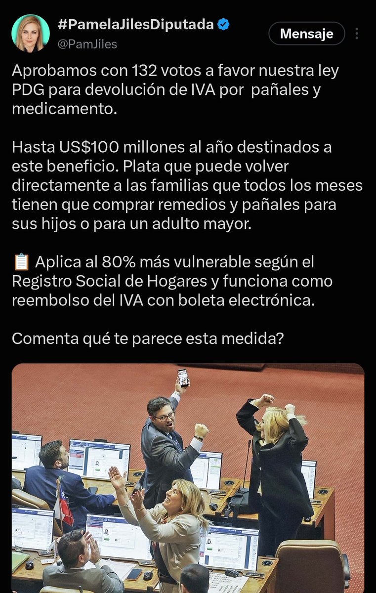 CarlosAmpuero's tweet photo. La @PamJiles borró el post original porque decir que el beneficio era de apenas $3.500 por persona sonaba demasiado miserable. 🤣

Así que mejor puso los $100 millones del monto total, que suena mucho más glamoroso. 💅😂

La magia del marketing: cambiar la cifra, no el beneficio. 🤣🤣