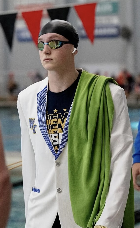 EJCExam_Sports's tweet photo. This week's EJC male candidates include:  @M_wardlow7 of @WC_BoysSwim, Carter Reece of @BSSswimanddive, @AmariHutton of @FortOFootball, @PGoldsby2027 of @JaguarsBss, @_WyattErickson of @bshsfootball, Andrew Barron of @VanHorn_Soccer &amp; Ruben Flores of @BSHSfutbol. https://t.co/5U1ct6yWHK