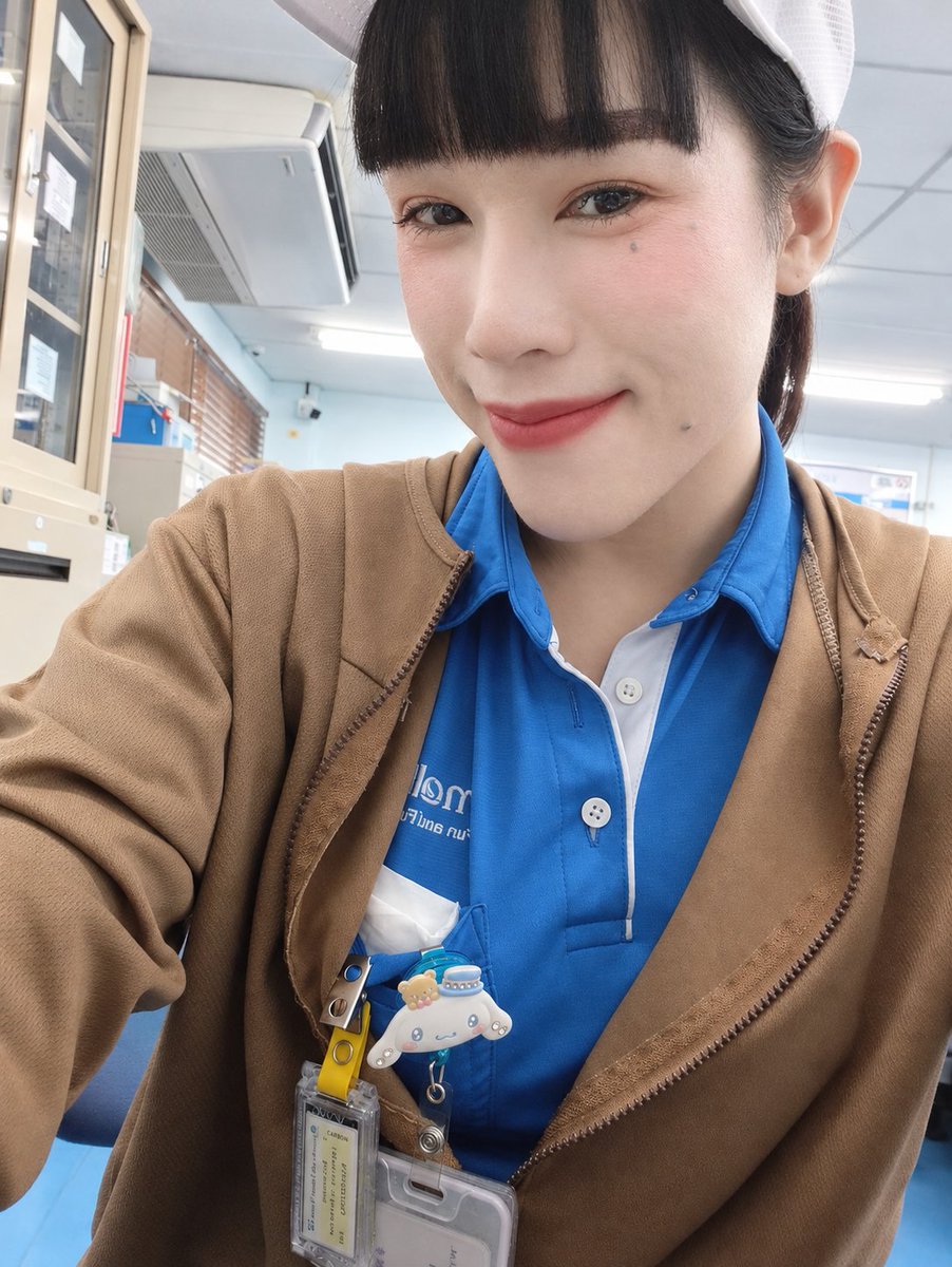 Tiffanysd8f's tweet photo. ดึกนี้ว่า���งยาวไปตี 4 ✌🏻 #โสด #หนุ่มสาวโรงงาน #เครือสหพัฒน์ #ชลบุรี #ศรีราชา #แหลมฉบัง https://t.co/HokSOSdg4W