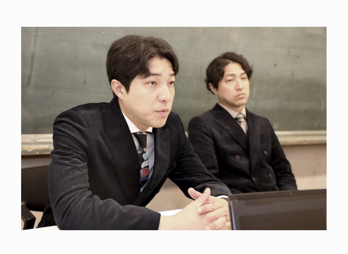 pukucn_2013's tweet photo. 全然関係ないけど、どっちかが話してる時のもう片方めっちゃ電池切れててしぬwwwwwwwwwww https://t.co/kUJoAQ3wKz