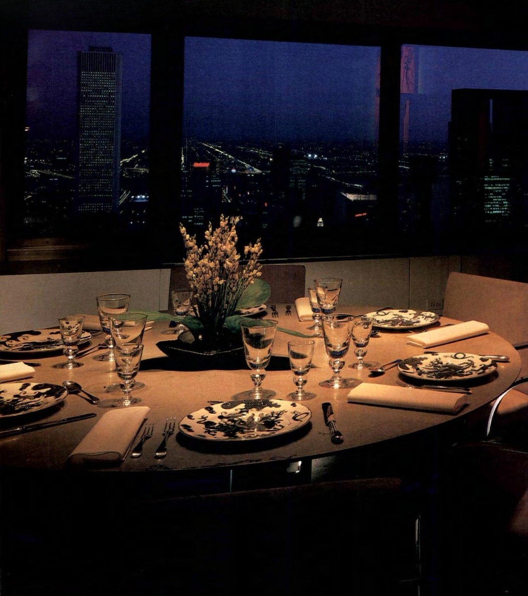 Ortgeist's tweet photo. Apartment by Bruce Goers, Chicago, Illinois, 1984 https://t.co/XtRS0PDtPY