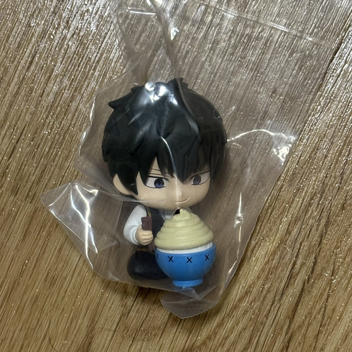 _ichigochan_s2's tweet photo. 【交換】銀魂 もぐもぐ隊 ガチャガチャ

《譲》土方
《求》定春

郵送での交換希望です。

交換していただける方、いらっしゃいましたら、写真添付の上お声かけください。
よろしくお願いいたします。 https://t.co/s4etwPf7Bw