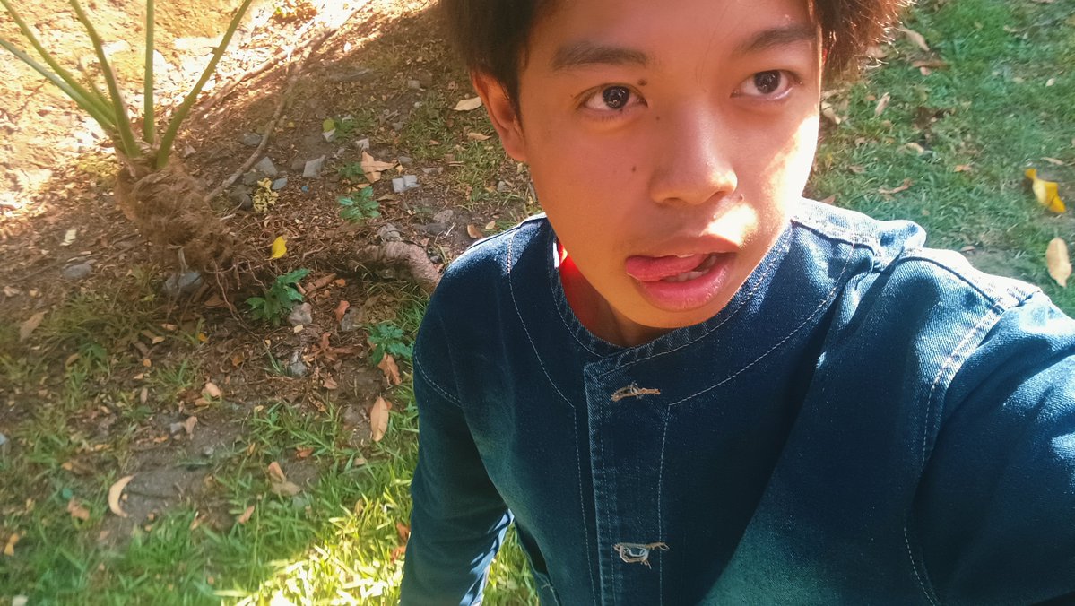 yuucupss's tweet photo. edisi diketawain 1 ukm gegara gabawa baju ganti trs dipakein jaket besti gueeeee... Dikatain femboy sama sensei sendiri 😭😭😭 https://t.co/qyhToD3Vqn