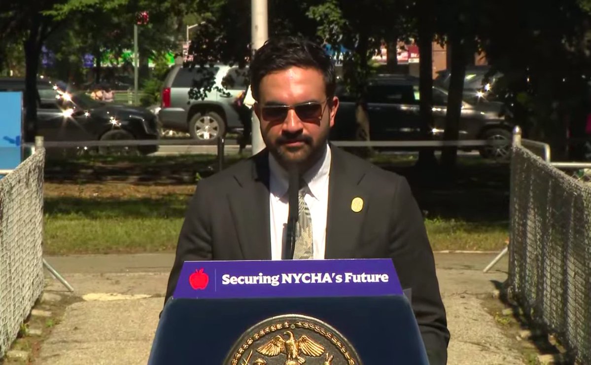 JosieStratman's tweet photo. Mayor Mamdani says that he's finally received his high-level security clearance, after over 9 months on the job w/o it. 

 "I have my security clearance now," he says.

background here: https://t.co/EAxRQuxckB https://t.co/5dXN30z2KD