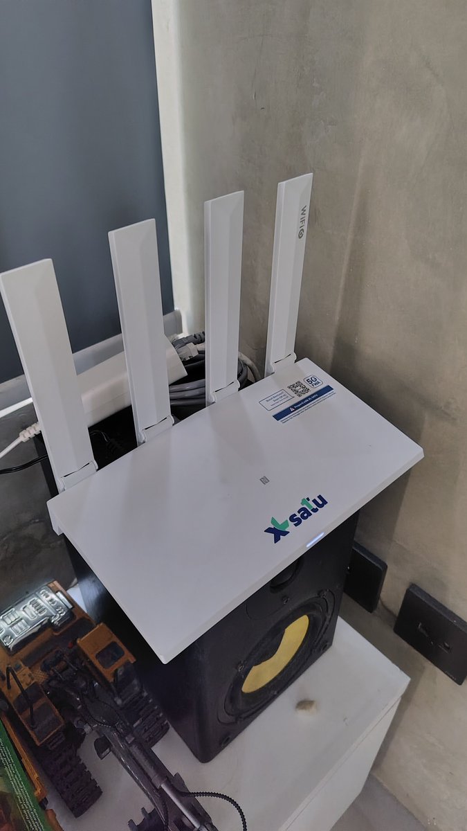 RayyDavies's tweet photo. Izin Barangkali ada yang mau Pasang wifi dari XL HOME 
hubungi wa 085156476821 https://t.co/Lzebr91J3y
