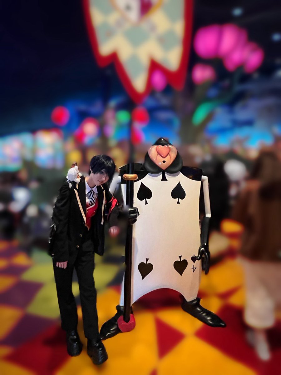 papanko445's tweet photo. cos／🦇.♠️

28.29.30🦇と♠️でいました‼️
初Dハロ仮装たのしすぎて来年も絶対にいきたい〜！

#Dハロ仮装2026 
#Dハロツイステ https://t.co/b4haUZGtOh