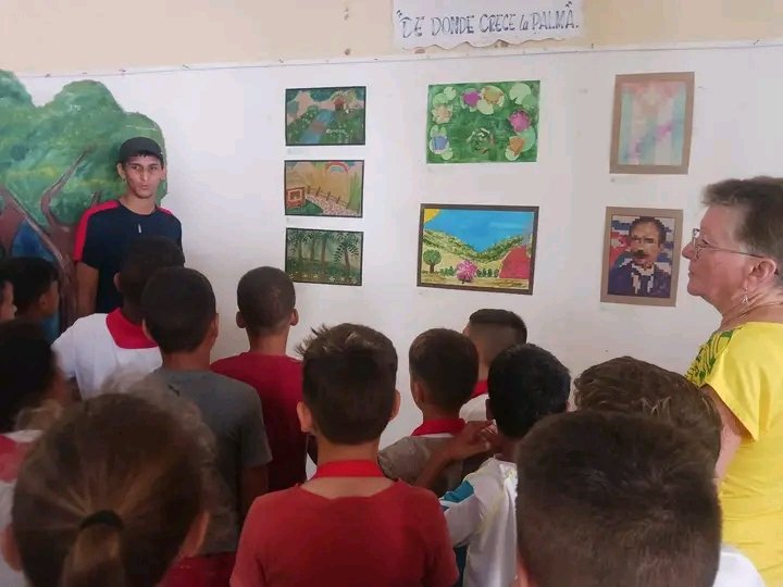 Ayeimis129884's tweet photo. Expo Comunitaria por la XXX Edición del Concurso "De Dónde Crece la Palma" desarrollado este viernes 25 de septiembre a las 10am en la Casa de Cultura "Noel Cardoso Plasencia" de Siguaney
#Taguasco
#CulturaTaguasco
#BJMPresente
#SanctiSpíritusEnMarcha https://t.co/KrSYySQjEf