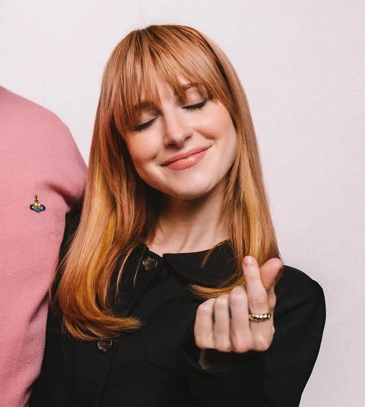 wendy_mustdiie's tweet photo. I think more ppl should be grateful for hayley williams existence https://t.co/MDt4Ub73tD
