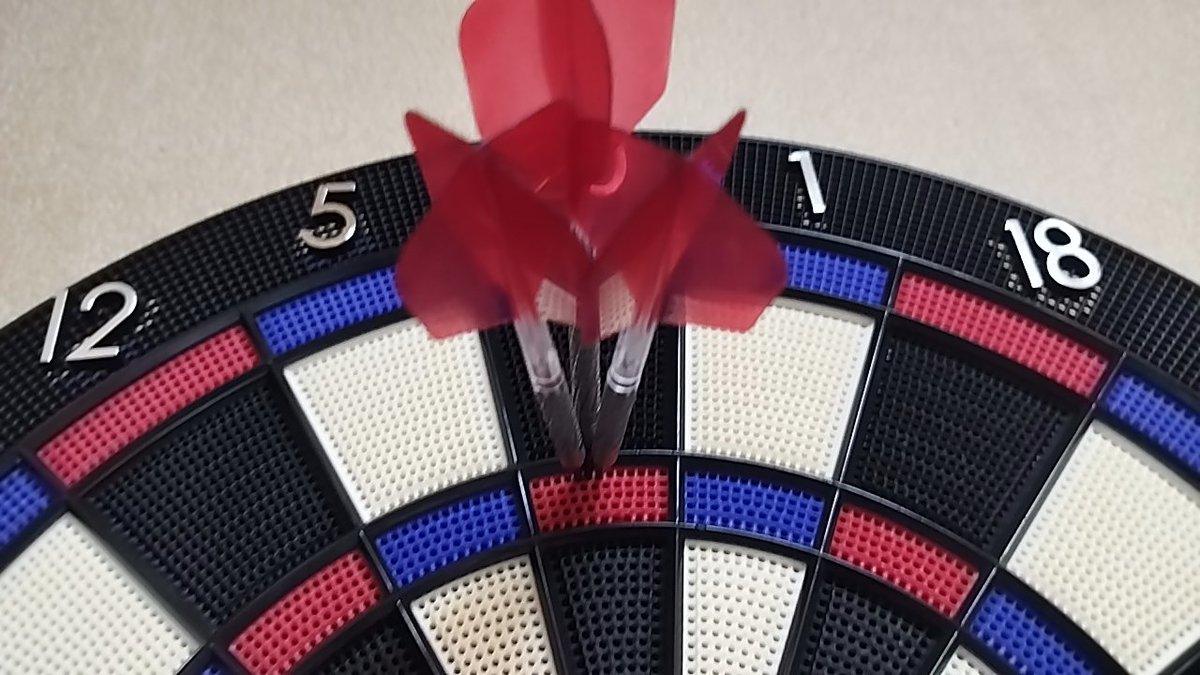 hamu_darts's tweet photo. グルーピングえぐい笑
これが本番できないからこまる笑 https://t.co/Apejl1pwYe