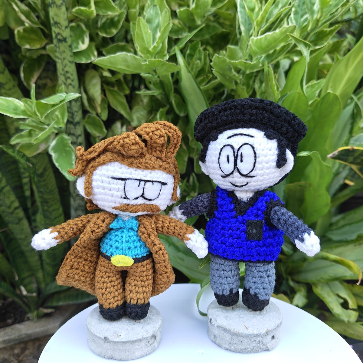 KamonvanC28349's tweet photo. Jack & John แท็กทีมตัวใหญ่ (12 cm) และตัวจิ๋ว (6 cm) พร้อมบินไป USA แล้วค่า! 📦✈️
Jack & John (12cm & 6cm) are ready to fly to the US! ✈️🇺🇸 Special thanks to my lovely customer for this custom order! 💕
🏷️#SpookyMonth #JackAndJohn #CrochetDoll #Amigurumi #Handmade https://t.co/AmOZdu9xBz