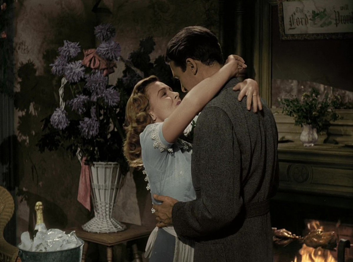 x1Mo7's tweet photo. it's a wonderful life ( 1946 ) https://t.co/3HQX07mm5o