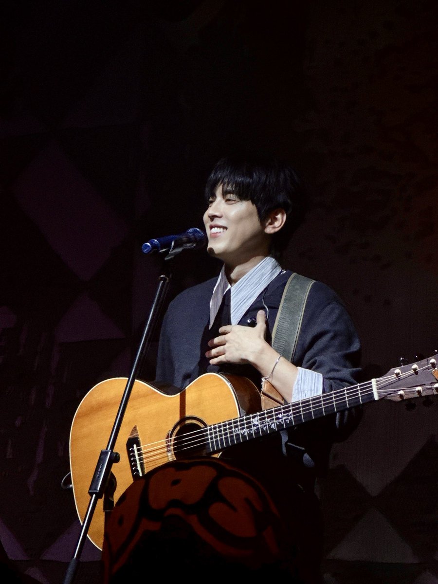 hi_so_on's tweet photo. 20250919 현대카드 다빈치모텔
#홍이삭 https://t.co/NGXEmHIXcJ