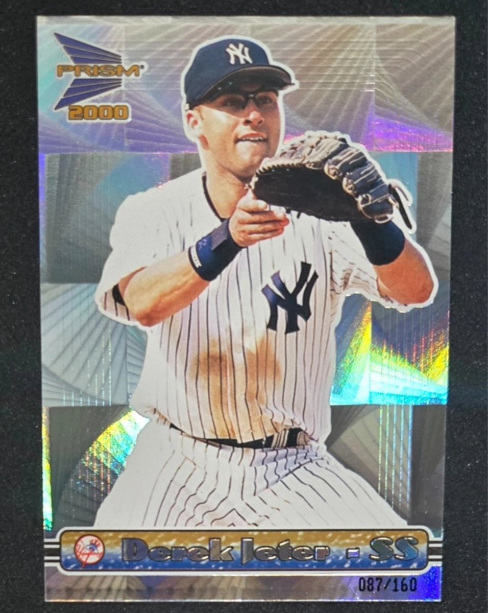 JCards01's tweet photo. @CodiDaReposter @3bangerbreaks @84baseballcards 75 https://t.co/eGDmHmYORO