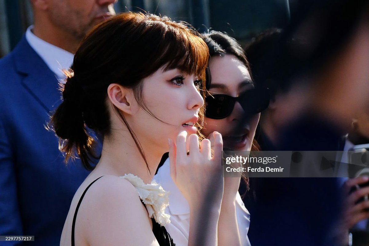 saving_27's tweet photo. Gettyimages that saws clearly how beautiful she is.. 🤩🤩 

#OrmKornnaphat
#OrmKornnahatDiorSummer27
#DiorSummer27 #Dior #PFW
@ormmormm @Dior https://t.co/tRQcrBnDJX