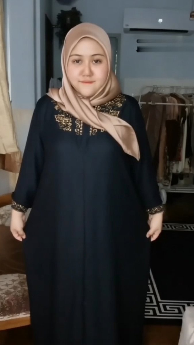 mortyriordan's tweet photo. Jualan gamis sambil spill tipis-tipis

https://t.co/8Dv6InHwhO https://t.co/MrlNuE4PRd