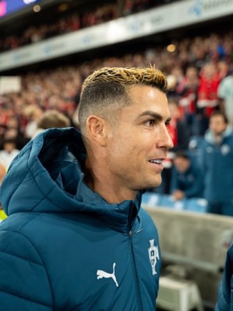 _cr7inho's tweet photo. 🚨 Cristiano Ronaldo ne participe pas à l’entraînement collectif. https://t.co/Gjs7R8zY8W