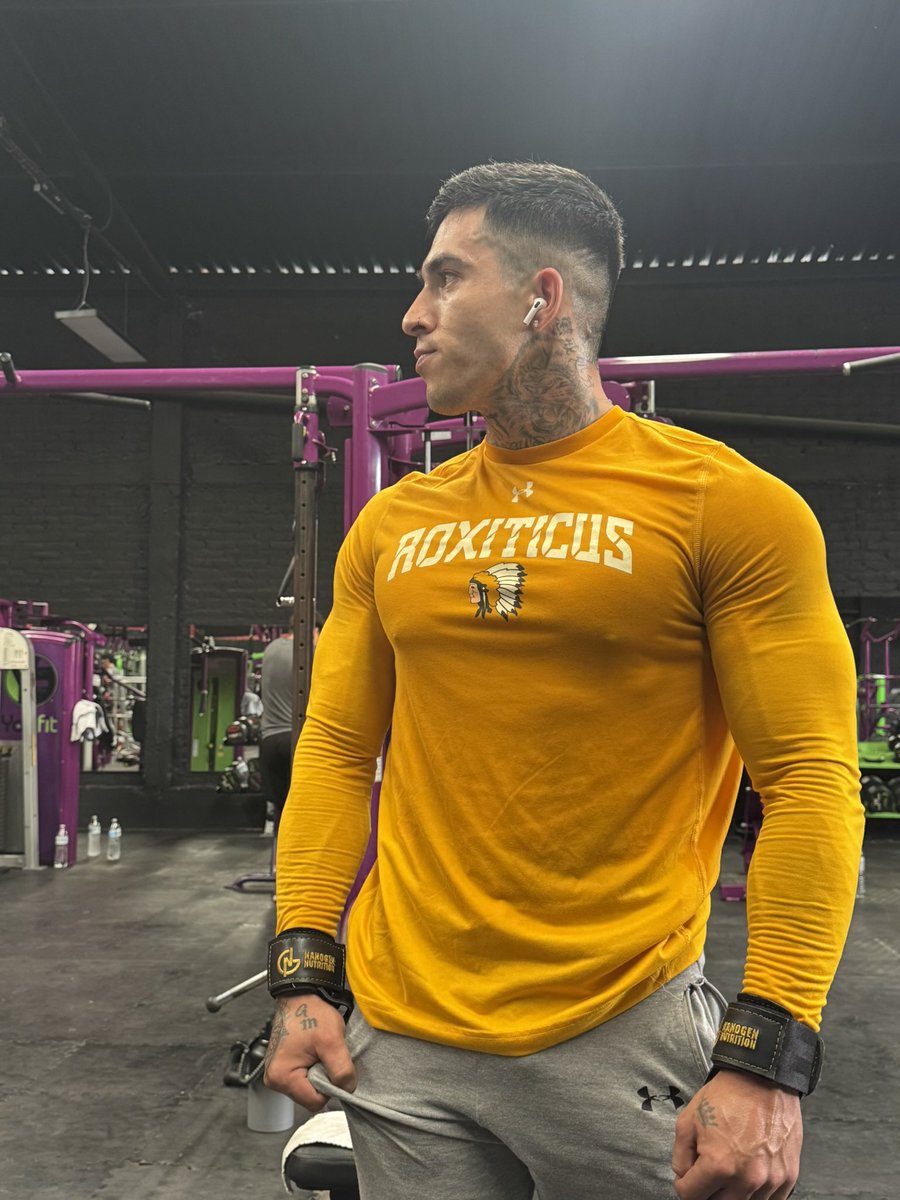 GioMalo_69's tweet photo. ๐ก
#GioMalo #BackDay #GymPump #AestheticPhysique #InkedFit #WorkoutMotivation https://t.co/C3Cls0mL1Y