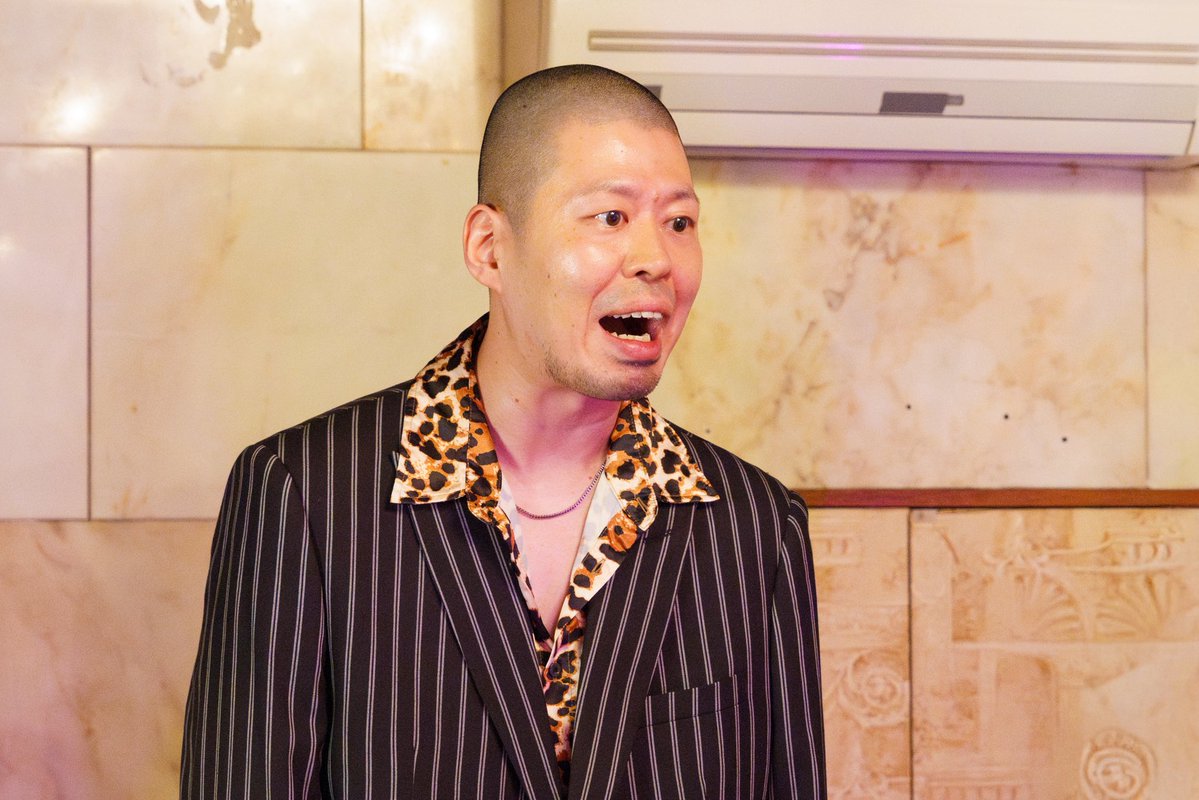 zetsubou_ktv's tweet photo. 𝒄𝒐𝒎𝒎𝒆𝒏𝒕 🗣️ #金属バット

#小林圭輔
大東パワーで仕事感が無くて遊んでるだけでお金貰える楽しいだけの時間でした。流石にプロの役者なんで大東は頼もしく見えましたけど根っこは変わってなくてダメ人間のままでした

#友保隼平 
おつんぽこぽんぽろろ～ん

#絶望できない男 https://t.co/8FSubzws4M
