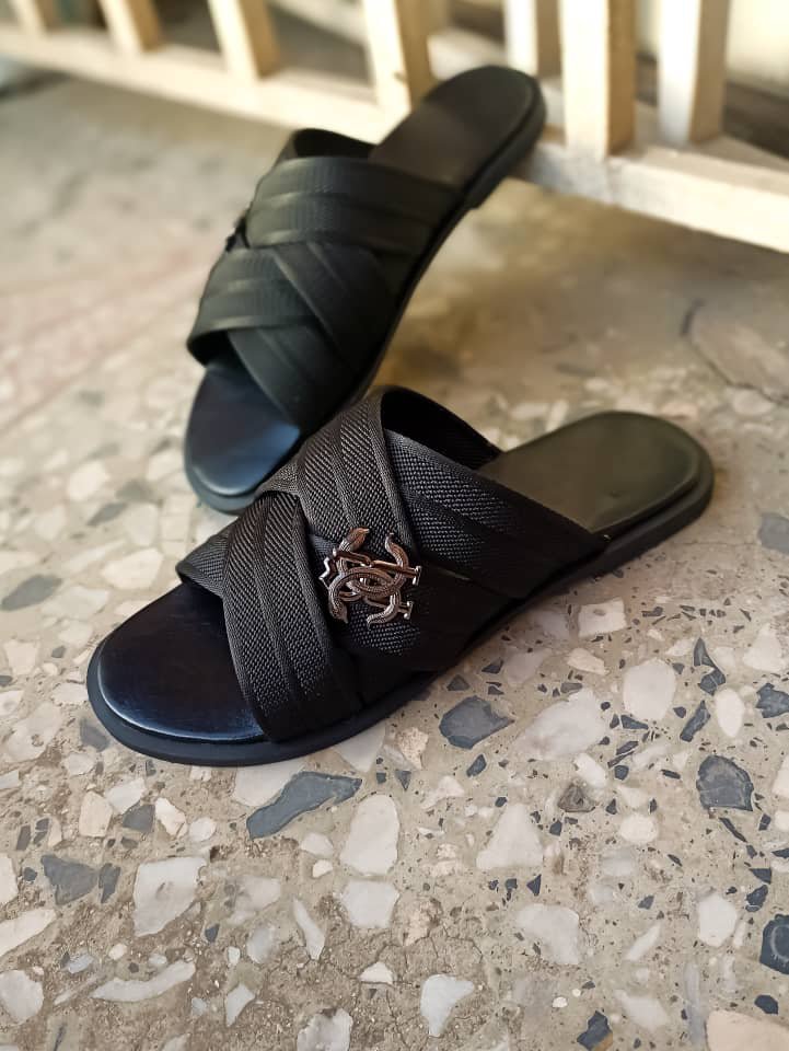 nomsyemma's tweet photo. @mssandrabenede Patronize my footwear business https://t.co/kckuCwD52Y