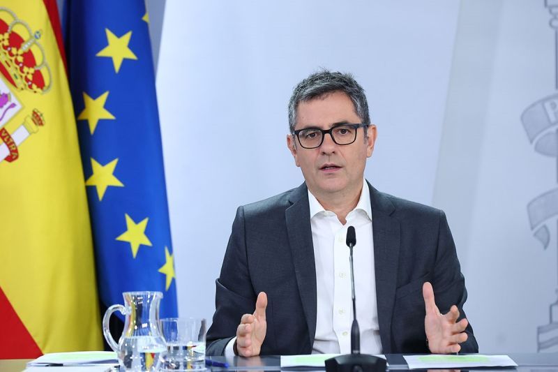 CLMpressDigital's tweet photo. Bolaños dice que PSOE y PP tienen casos de corrupción por ser «partidos grandes» y que le «duelen» https://t.co/cBADL0l30N #Bolaños #dice #que #PSOE #PP #tienen #casos #corrupción #por #ser #partidos #grandes #que #duelen https://t.co/J04Cn09YnR