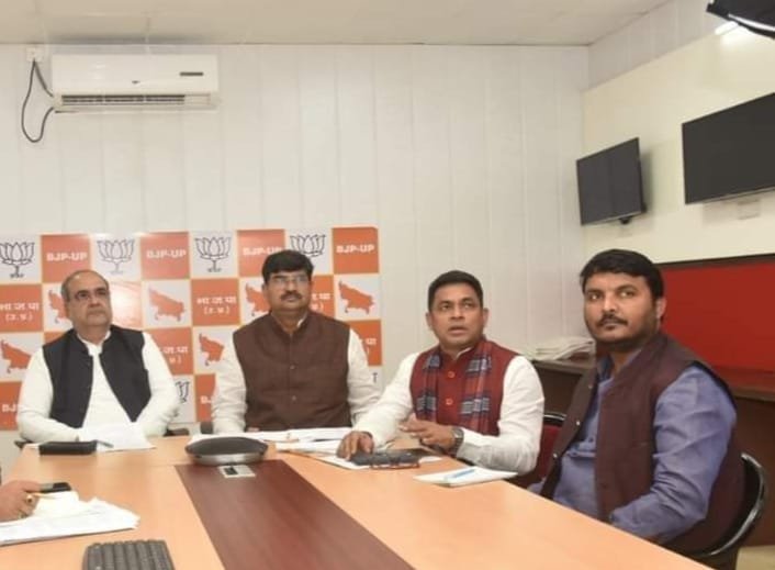 MrYaduvansh's tweet photo. भाजपा उत्तर प्रदेश के पूर्व प्रदेश मंत्री श्री अमित वाल्मीकी जी को जन्मदिन की हार्दिक बधाई एवं शुभकामनाएं । मैं ईश्वर से आपके उत्तम स्वास्थ्य और सफलतम जीवन की प्रार्थना करता हूँ।💐🎂
@itsamitbalmiki https://t.co/oKB9BIgL8u