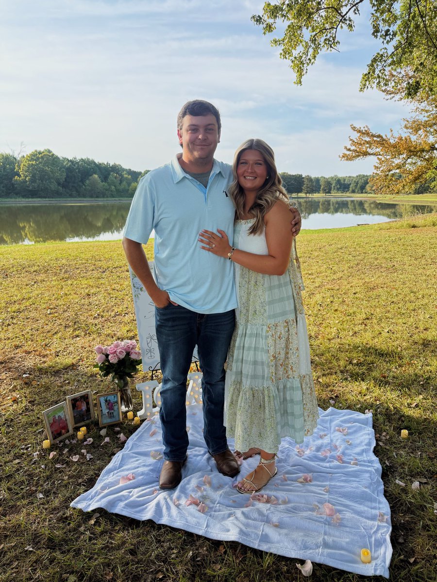 RIJewelers's tweet photo. Well, these two make engaged look pretty good. 💍✨

Congratulations, Kaitlynn &amp; Conner! So excited for you both and all the good things ahead. 🤍🥂

#justengaged #engagement #shesaidyes #robertirwinjewelers https://t.co/9YtxivADBE