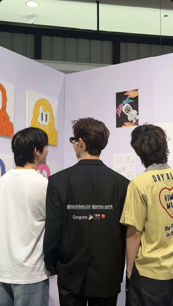 CRUSHONTEETEE's tweet photo. 🗓️ : 30.09.2026
IGs Update : twnpich

Congrats 🎉🎊🎈

ISOLATED BLACK EXHIBITION 2 D1
 
#isolatedblvck2 
#JamesSu #twnpich https://t.co/bVYuTf7PhF