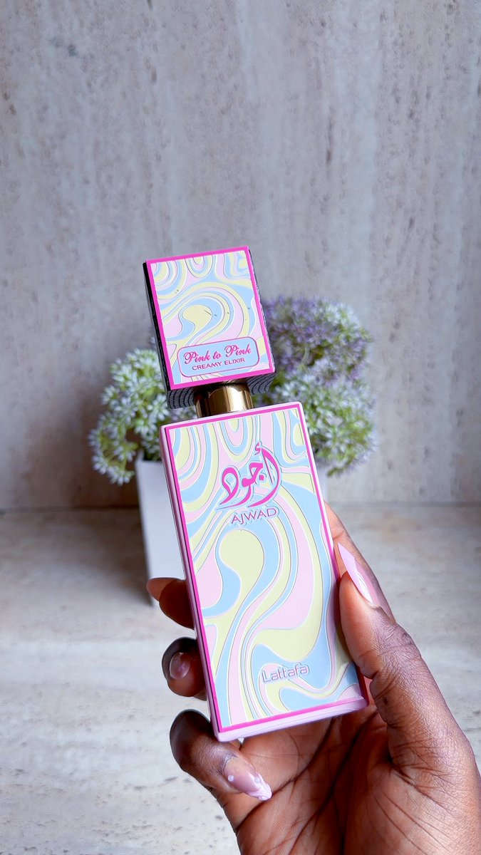Yettyclassy's tweet photo. Sneak peek into my fragrance haul ✨ https://t.co/d9XewP1GQH