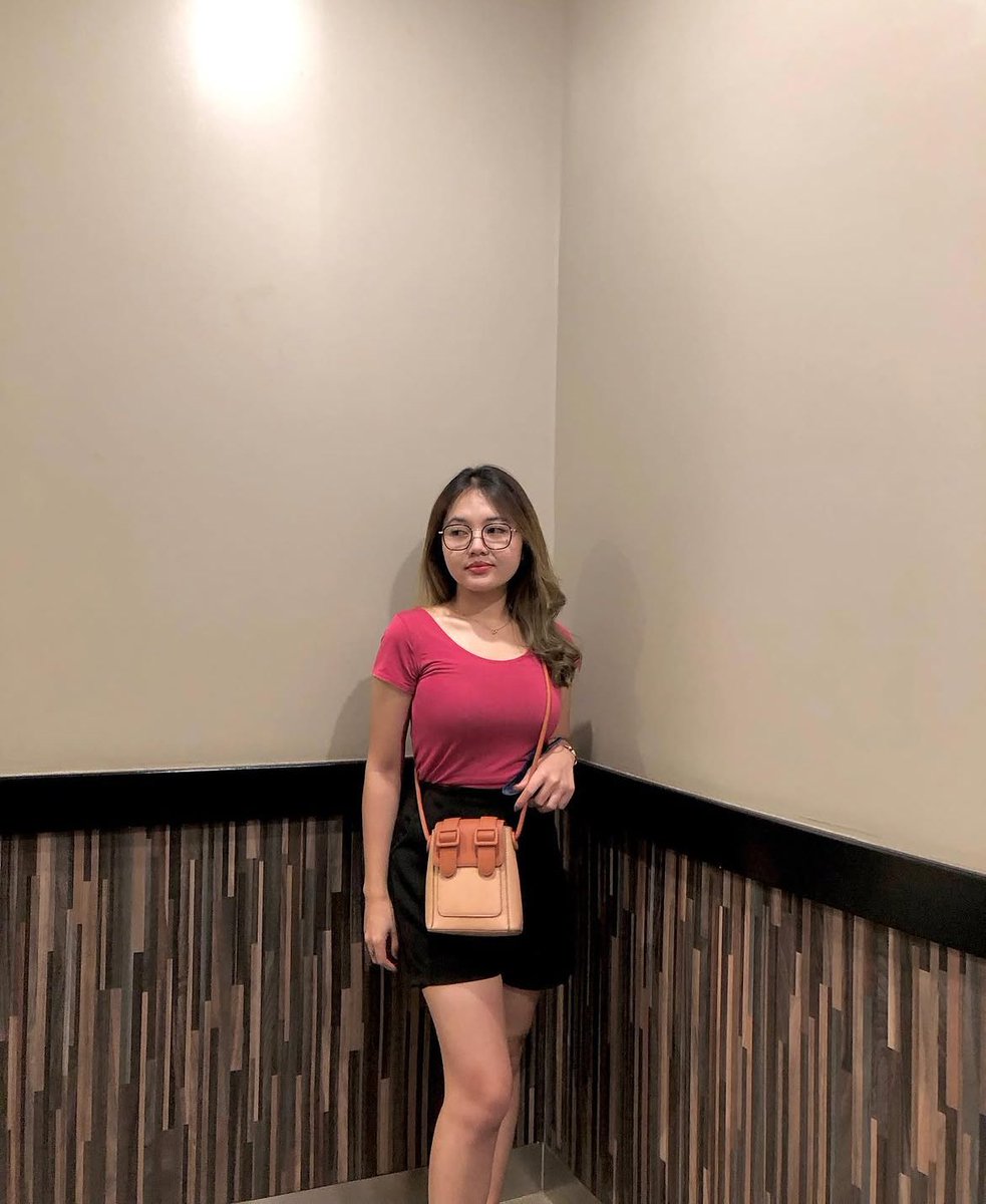 natalaa96's tweet photo. Ready open bo vcs Balikpapan tapi aku chubyy ada ga ya #expobalikpapan #bobalikpapan https://t.co/ROgC7lbOK8