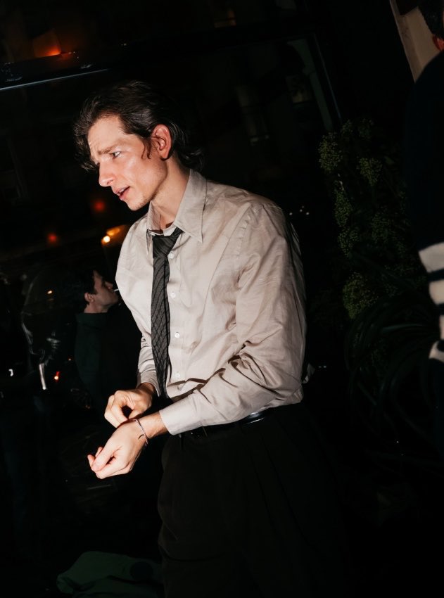 mikefaistfiles's tweet photo. Mike Faist at the New York Magazine Men’s Style Issue Party https://t.co/1cF3ZBUIzM